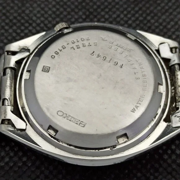 Vintage 1973 Seiko 5 Automatic Mens Silver Watch W/DayDate & Gold Accents - Picture 8 of 8